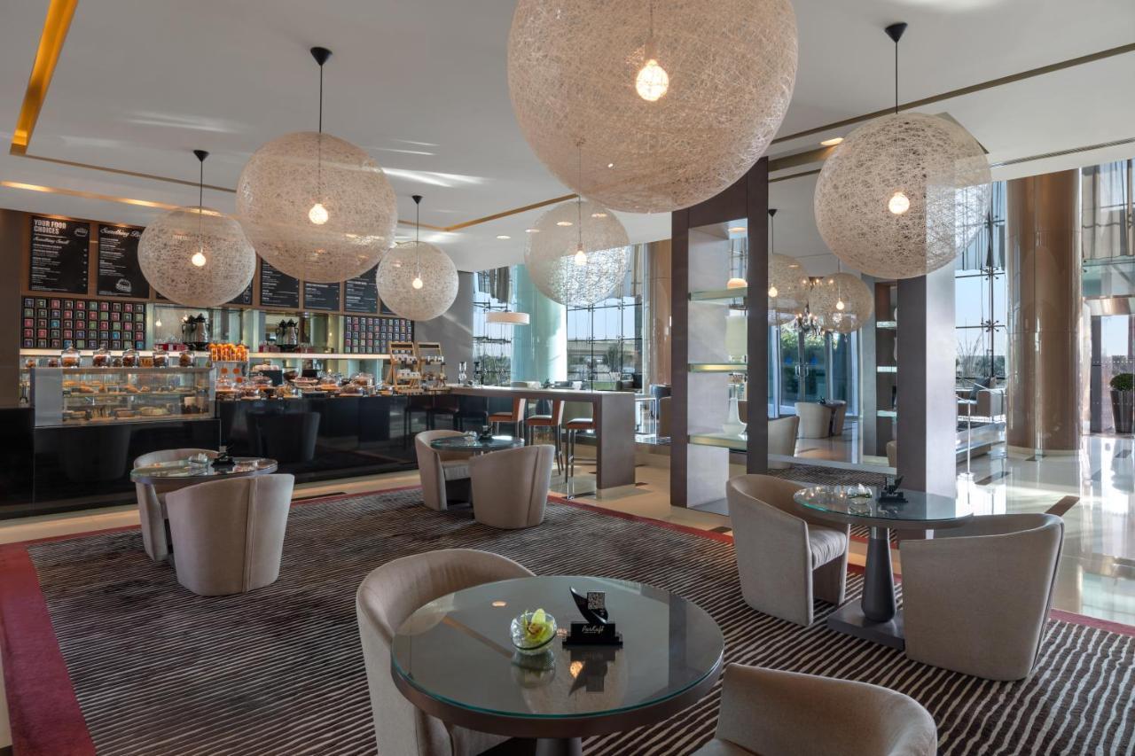 होटल Park Rotana Abu Dhabi